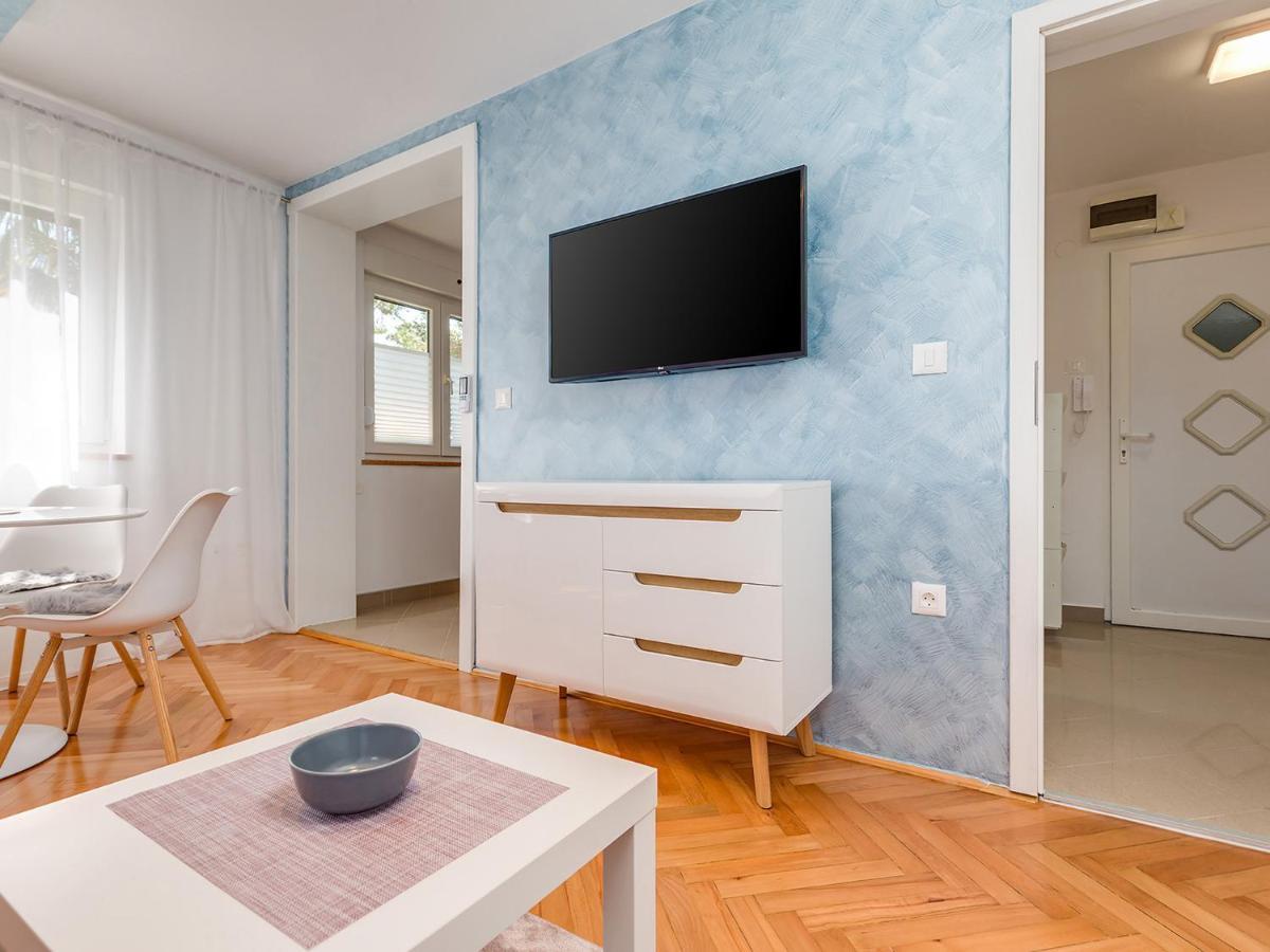 Porec Twins Apartment Екстер'єр фото