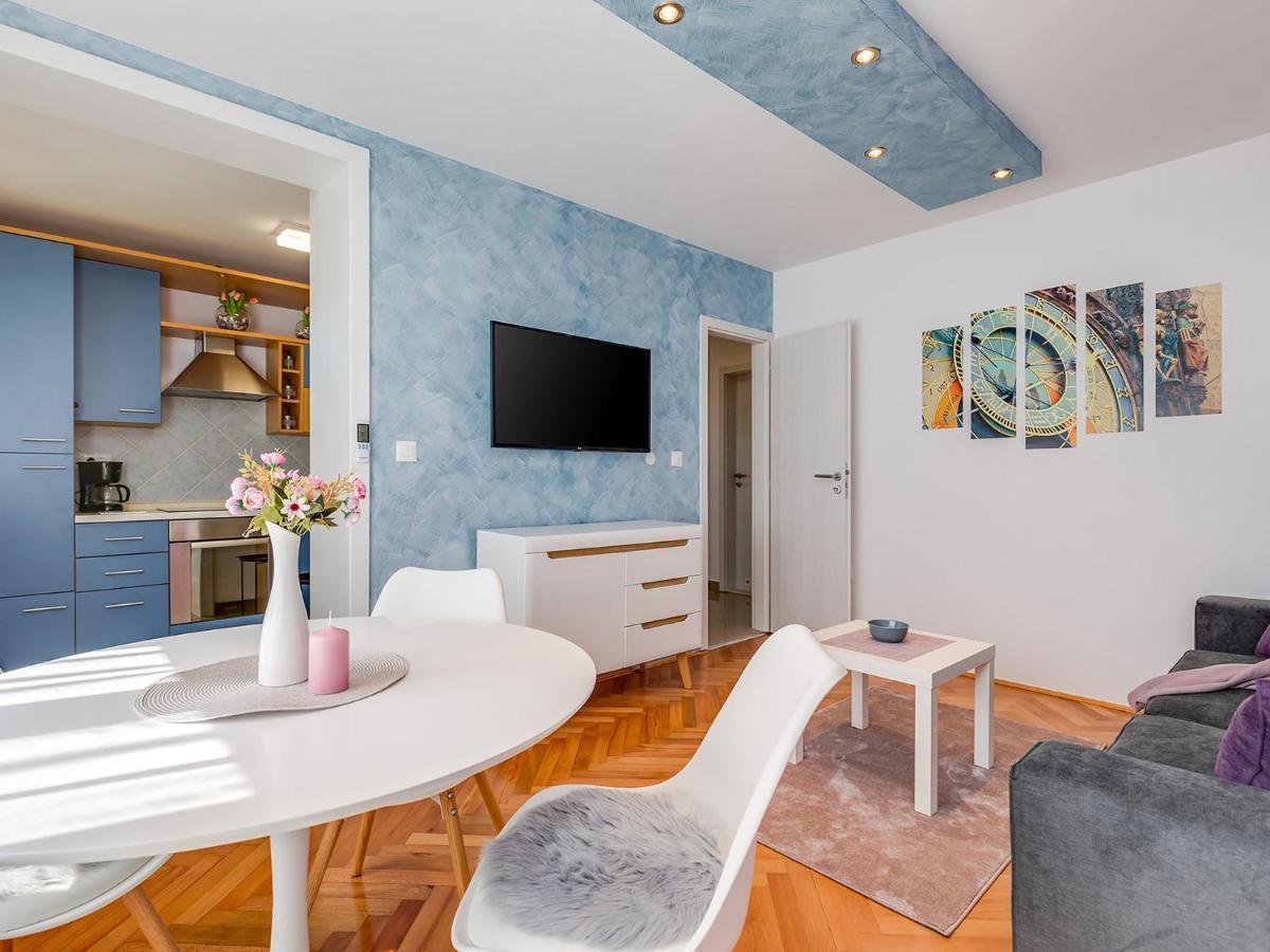 Porec Twins Apartment Екстер'єр фото